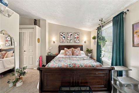 817 Elm Court Oakdale PA 15071