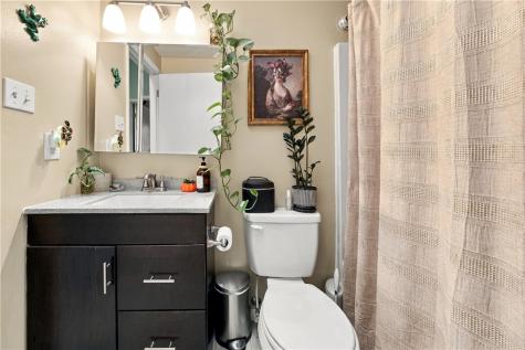 817 Elm Court Oakdale PA 15071