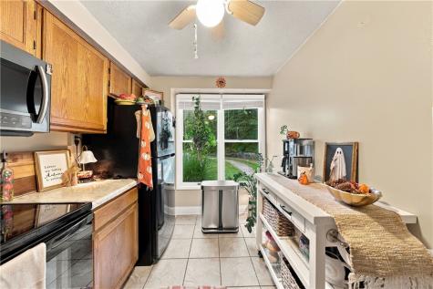 817 Elm Court Oakdale PA 15071