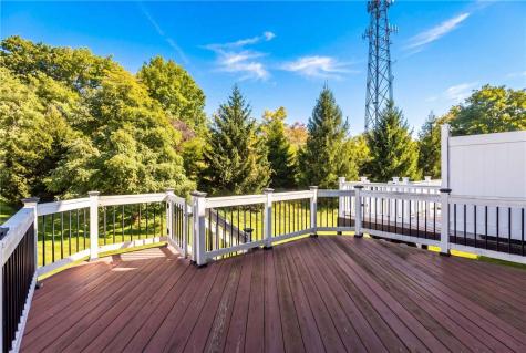 107 Sita Court Carnegie PA 15106