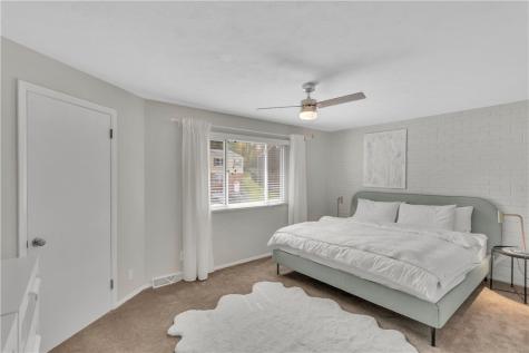 3154 Camberly Drive Hampton PA 15044