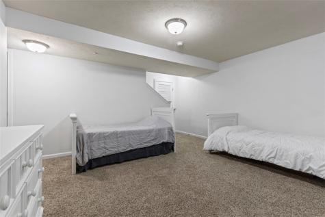 86 Kensington Drive Ohio Township PA 15237