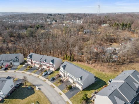 86 Kensington Drive Ohio Township PA 15237