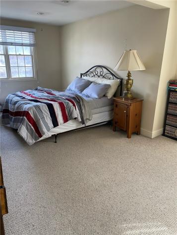 1319 Riverside Drive Bridgewater PA 15009