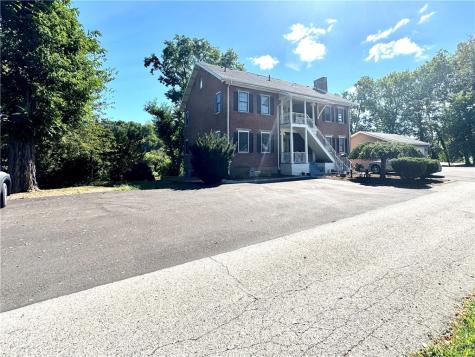 1319 Riverside Drive Bridgewater PA 15009