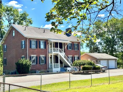 1319 Riverside Drive Bridgewater PA 15009