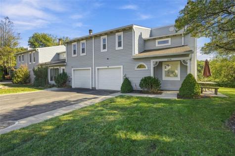 308 Lamplighter Circle Brighton Heights PA 15212
