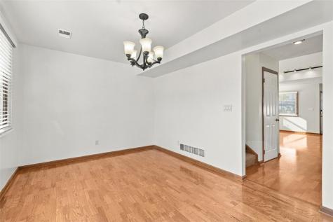 308 Lamplighter Circle Brighton Heights PA 15212