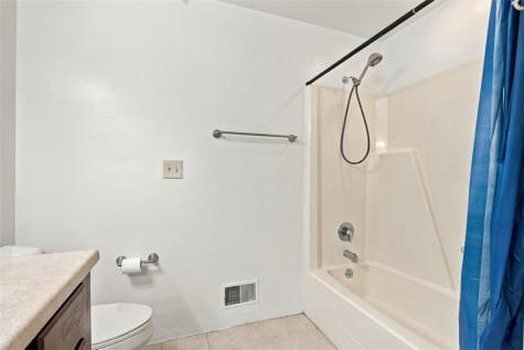 308 Lamplighter Circle Brighton Heights PA 15212