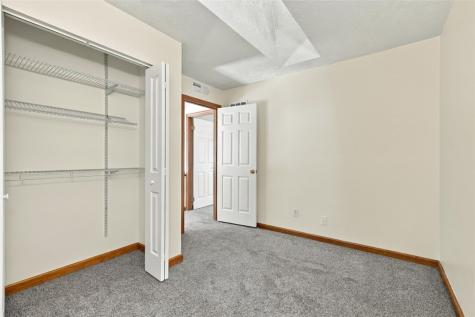 308 Lamplighter Circle Brighton Heights PA 15212
