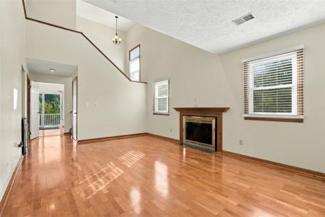 308 Lamplighter Circle Brighton Heights PA 15212