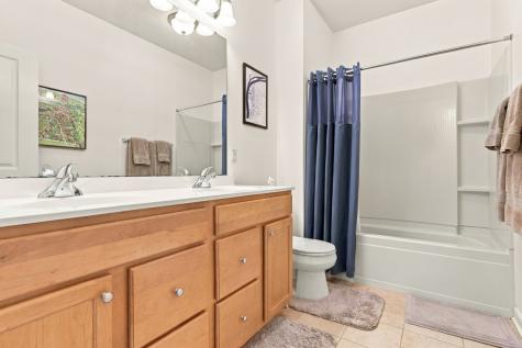 241 Riverfront Street Oakmont PA 15139