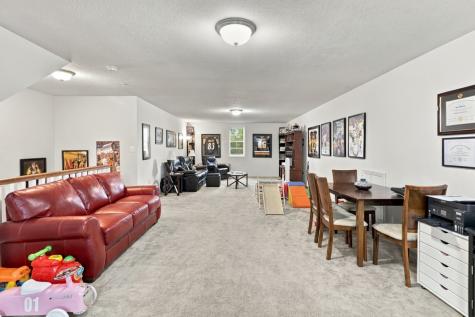 241 Riverfront Street Oakmont PA 15139