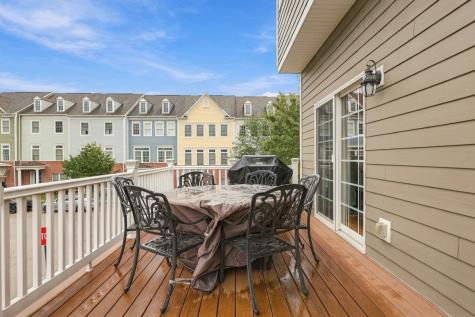 241 Riverfront Street Oakmont PA 15139