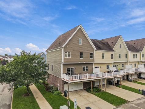 241 Riverfront Street Oakmont PA 15139