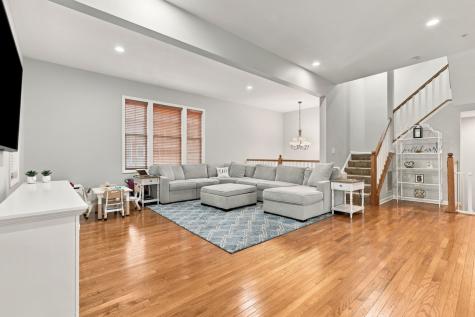 241 Riverfront Street Oakmont PA 15139