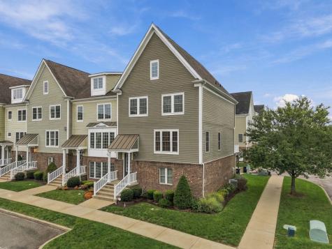 241 Riverfront Street Oakmont PA 15139