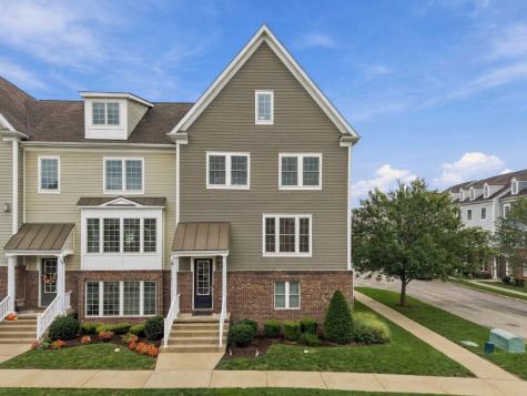 241 Riverfront Street Oakmont PA 15139