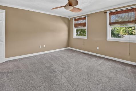 24 W Cortland Drive Kennedy Township PA 15136