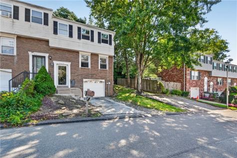 24 W Cortland Drive Kennedy Township PA 15136