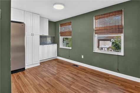 24 W Cortland Drive Kennedy Township PA 15136