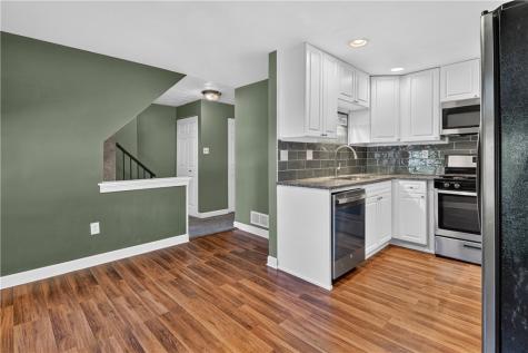 24 W Cortland Drive Kennedy Township PA 15136