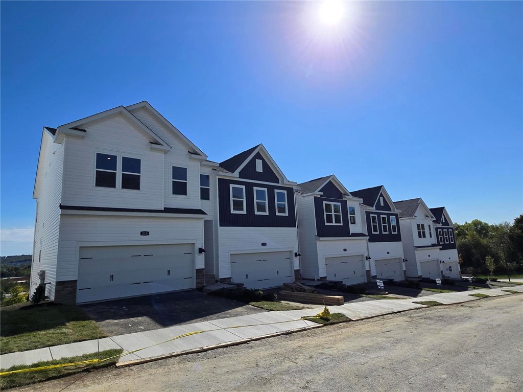 204 Paddock Lane Jackson Township PA 16037