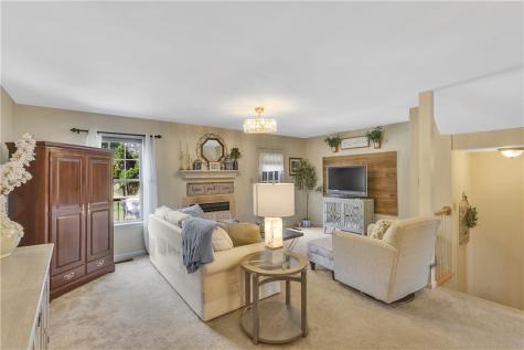 116 Hillvue Drive Seven Fields Boro PA 16046