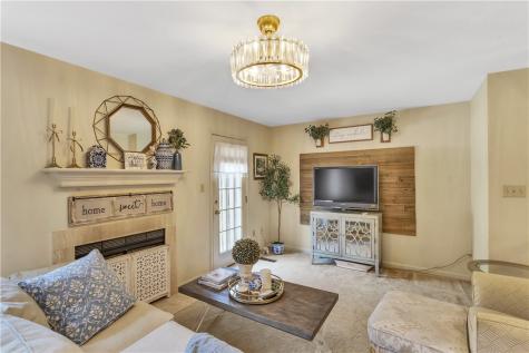 116 Hillvue Drive Seven Fields Boro PA 16046