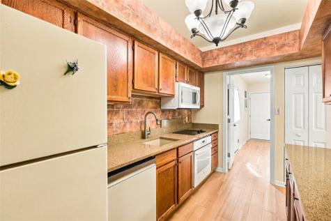 200 Huckleberry Court Marshall PA 15090