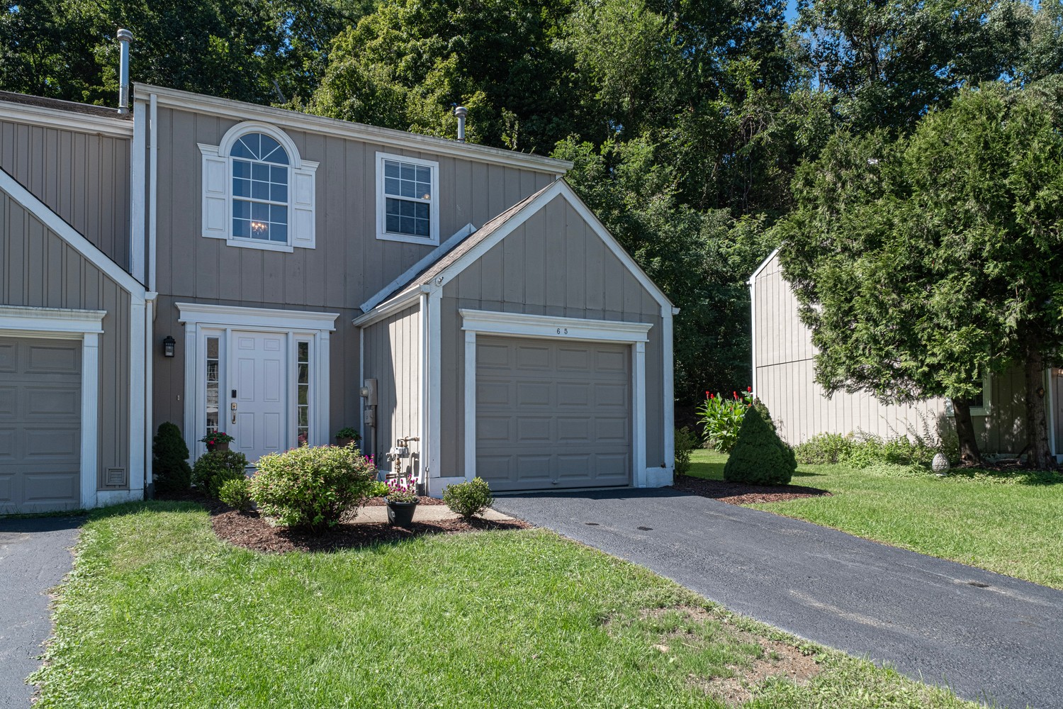 65 New London Lane Oakmont PA 15139