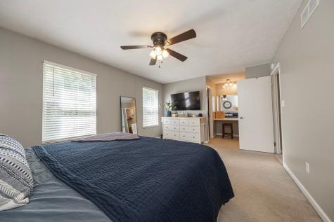 65 New London Lane Oakmont PA 15139