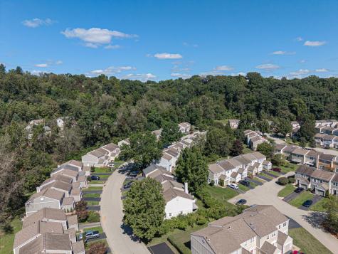65 New London Lane Oakmont PA 15139