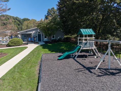 65 New London Lane Oakmont PA 15139