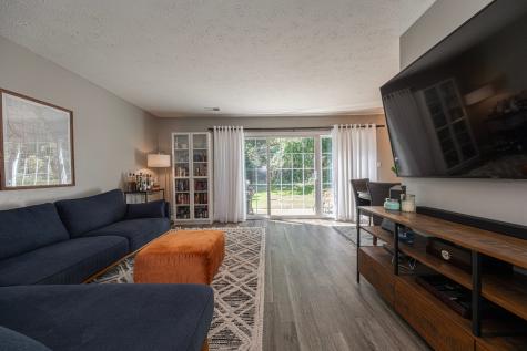 65 New London Lane Oakmont PA 15139