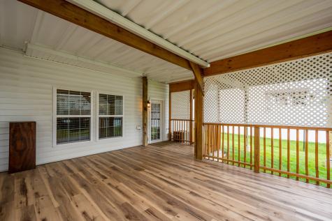 7 Roosevelt Drive Kennedy Township PA 15136