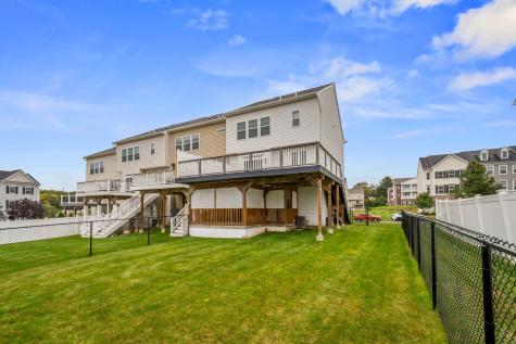 7 Roosevelt Drive Kennedy Township PA 15136