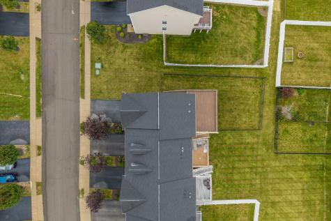 7 Roosevelt Drive Kennedy Township PA 15136