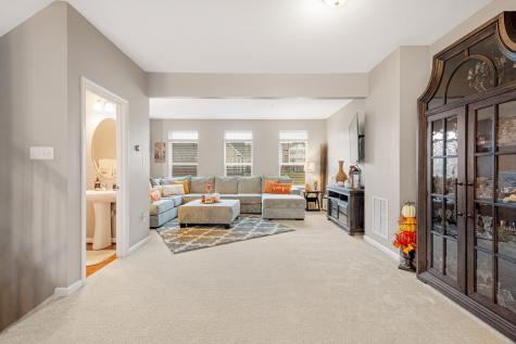 7 Roosevelt Drive Kennedy Township PA 15136
