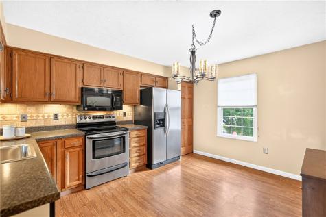 1605 Timber Trail Imperial PA 15126