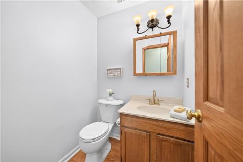 1605 Timber Trail Imperial PA 15126