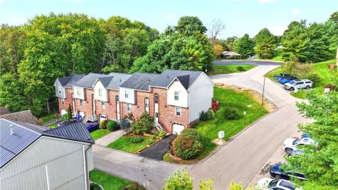 1605 Timber Trail Imperial PA 15126