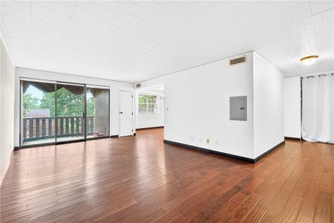 136 Centennial Avenue Sewickley PA 15143