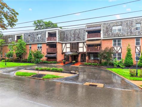 136 Centennial Avenue Sewickley PA 15143
