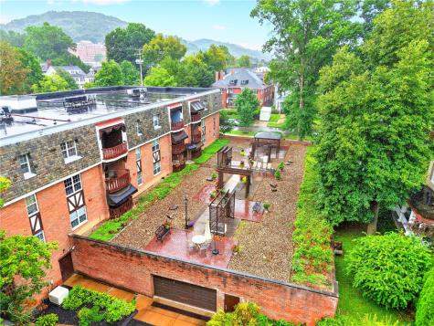 136 Centennial Avenue Sewickley PA 15143