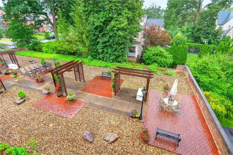 136 Centennial Avenue Sewickley PA 15143