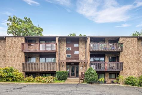 1205 Dutilh Road Cranberry Township PA 15042