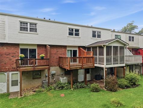 232 S Grandview Crafton PA 15205
