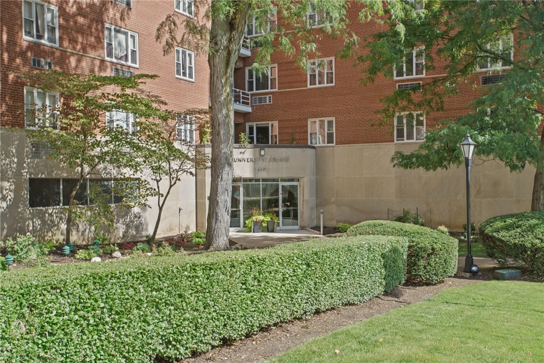 4601 Fifth Oakland PA 15213