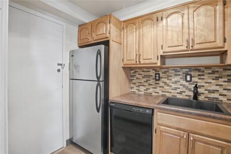 4601 Fifth Oakland PA 15213